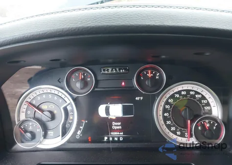 2015 Ram 1500 Sport z USA, uszkodzony, nr VIN 1C6RR7UT9FS510300